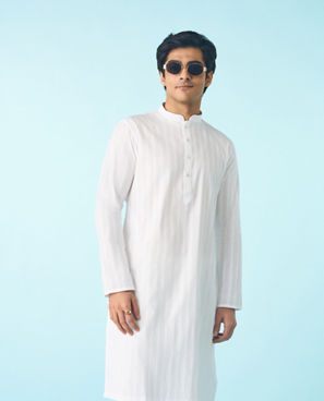 Diwas Men White Elegance Kurta Pajama