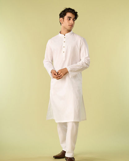Diwas Men Pristine Elegance White Kurta Pajama
