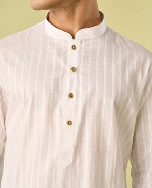 Diwas Men Pristine Elegance White Kurta Pajama
