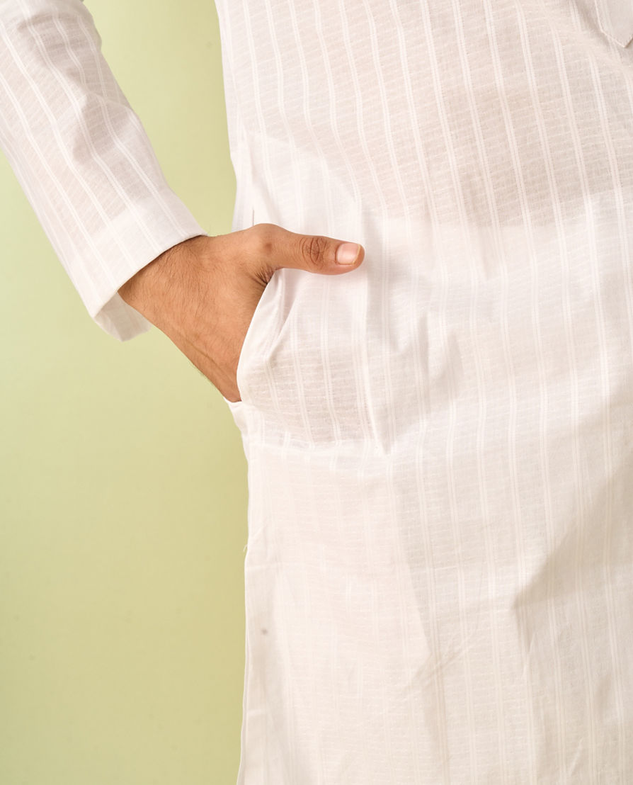 Diwas Men Pristine Elegance White Kurta Pajama
