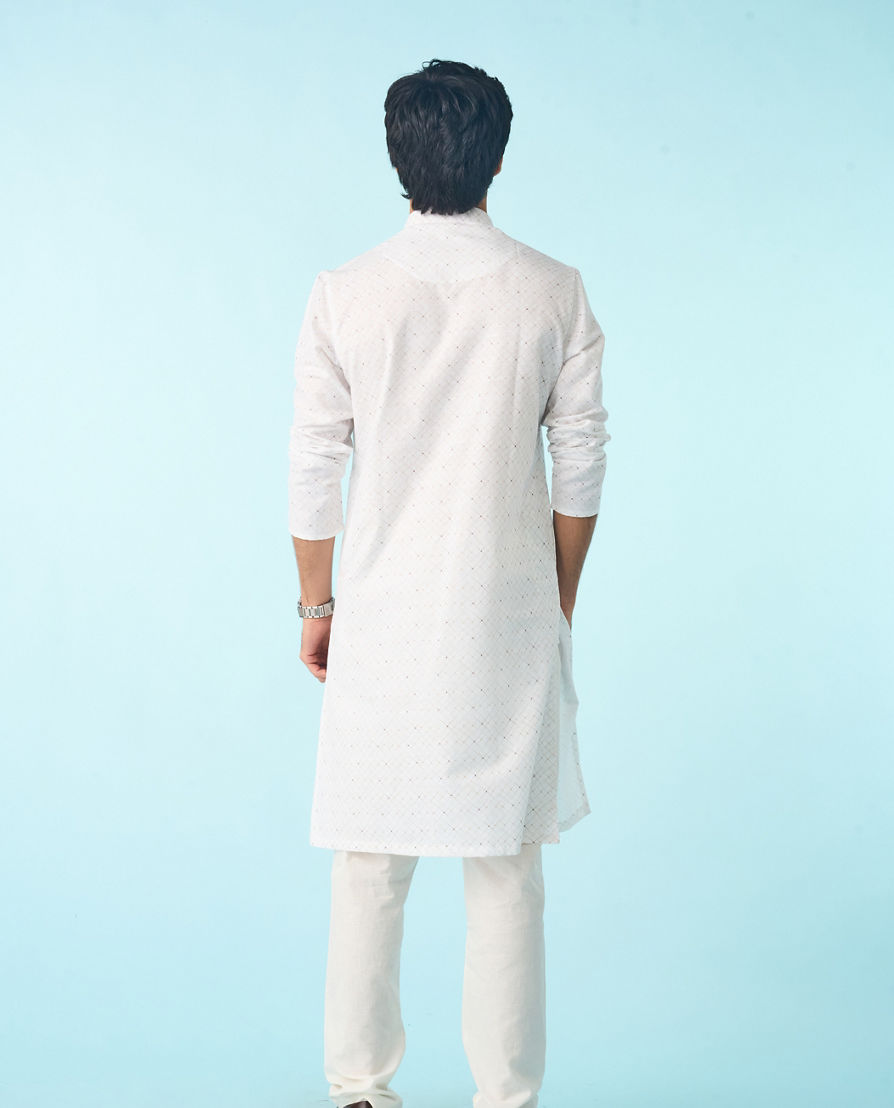Diwas Men Warm White Elegance Kurta Pajama