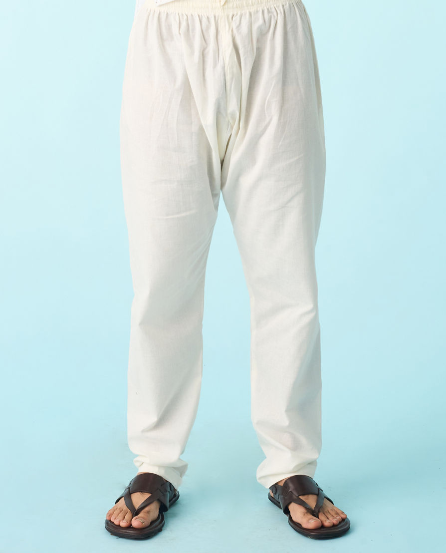 Diwas Men Warm White Elegance Kurta Pajama