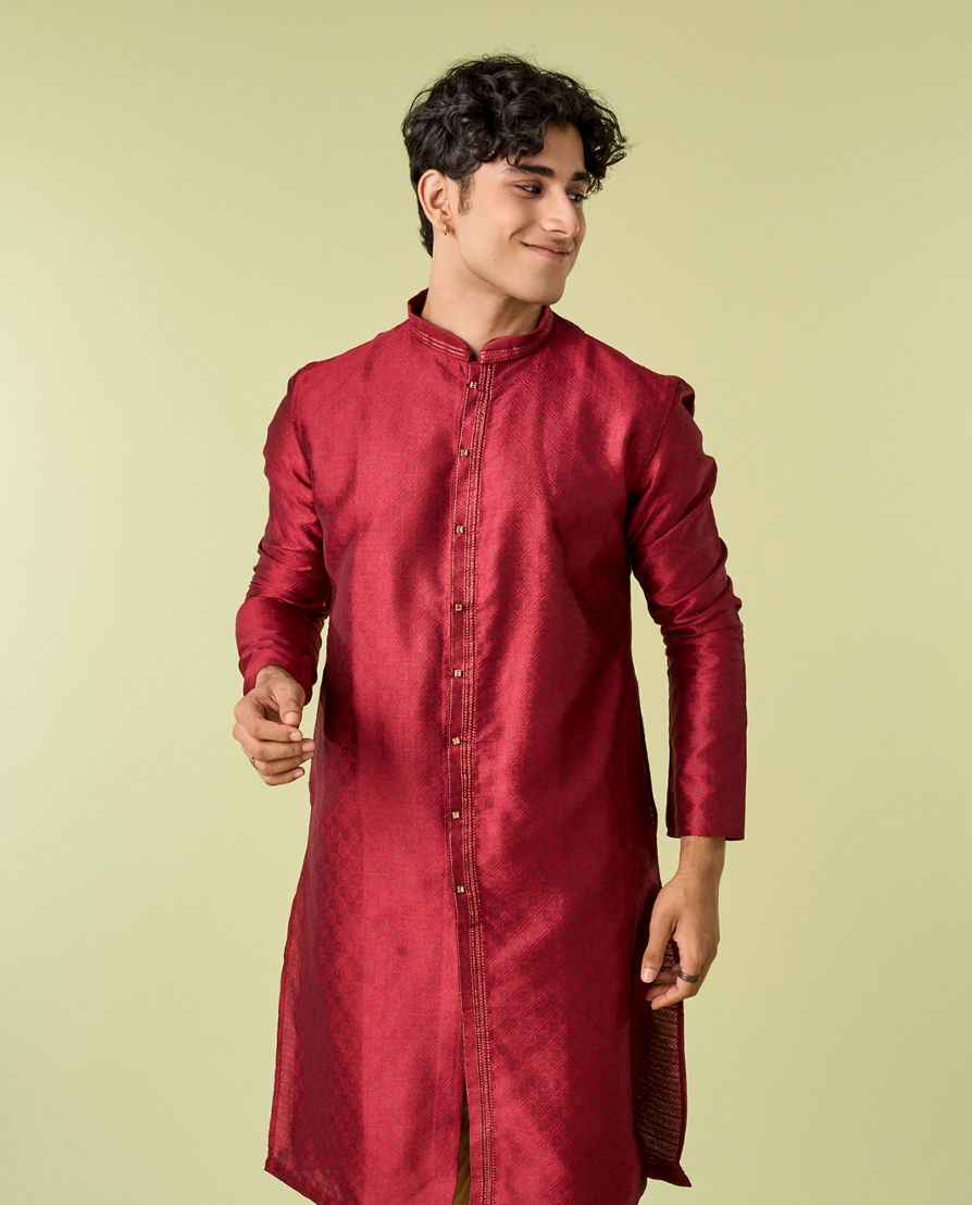 Diwas Men Maroon Kurta Pajama