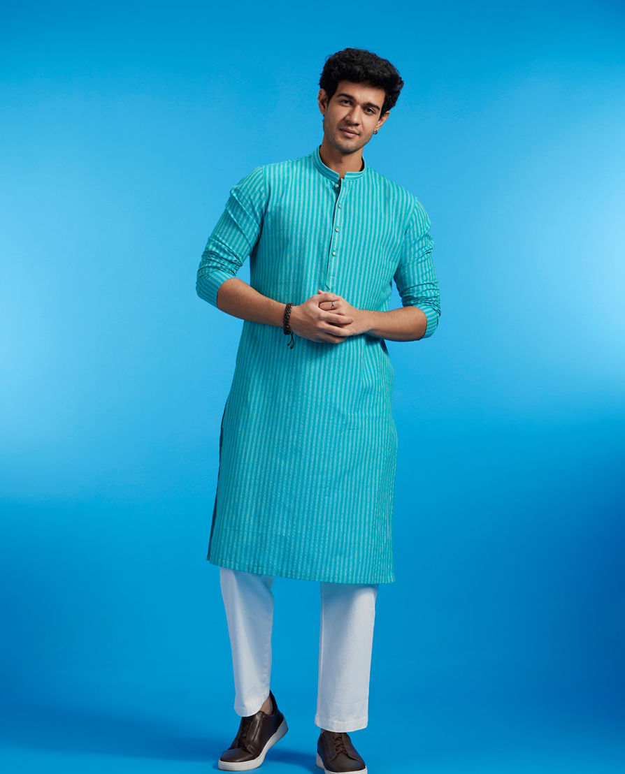 Diwas Men Turquoise Blue Self Striped Kurta Pajama