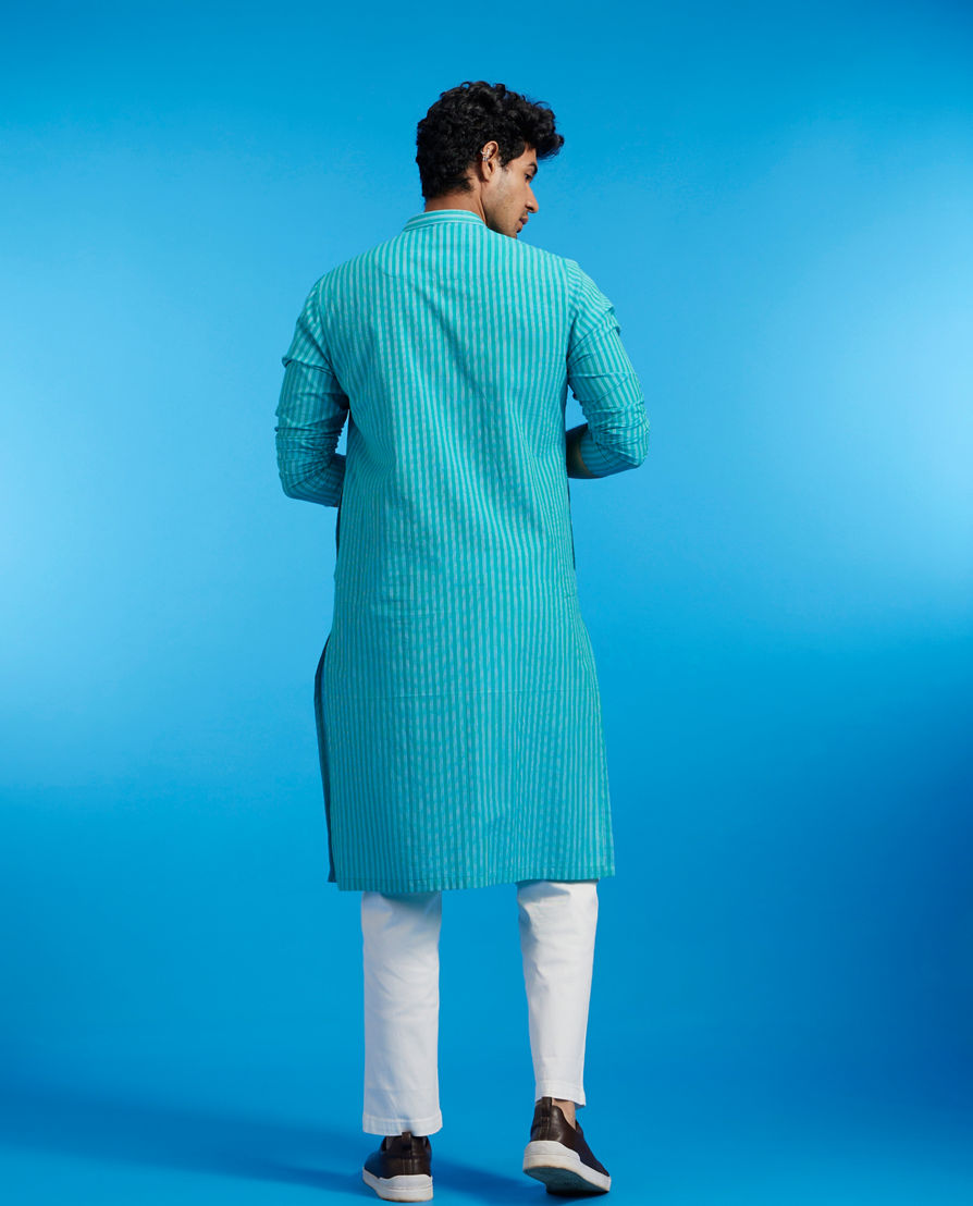 Diwas Men Turquoise Blue Self Striped Kurta Pajama