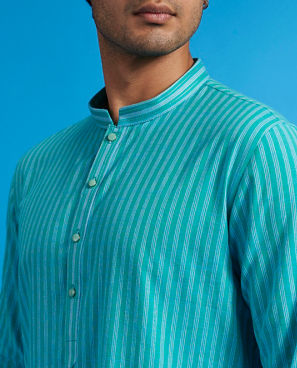 Diwas Men Turquoise Blue Self Striped Kurta Pajama