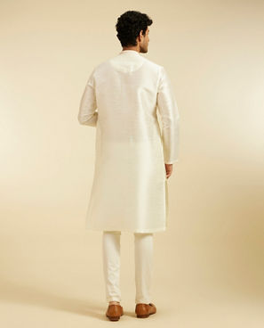 Diwas Men Warm White Plain Classic Kurta Pajama with Embroidered Placket