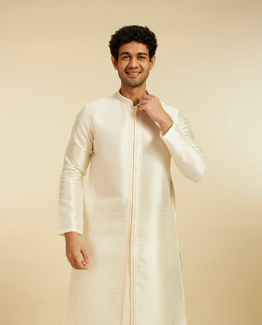 Diwas Men Warm White Plain Classic Kurta Pajama with Embroidered Placket