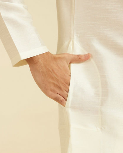 Diwas Men Warm White Plain Classic Kurta Pajama with Embroidered Placket