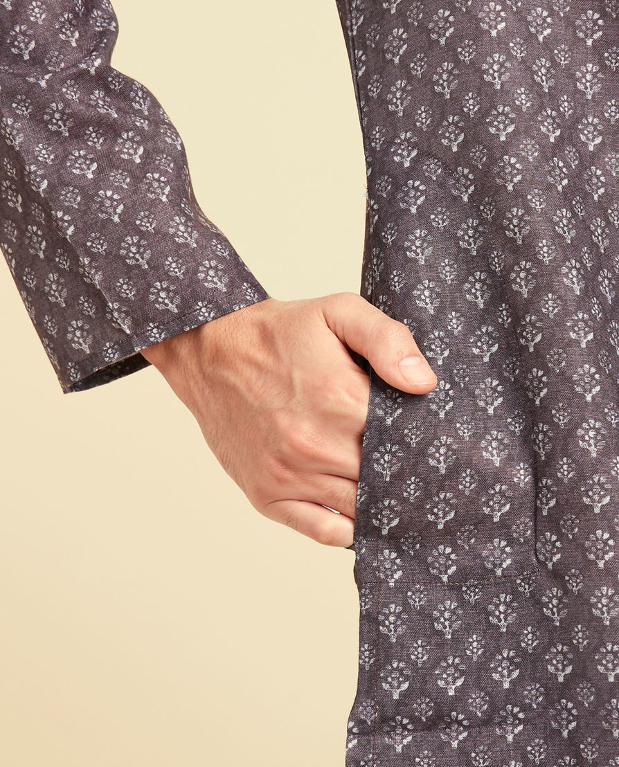 Diwas Men Brown Elegance Kurta Pajama