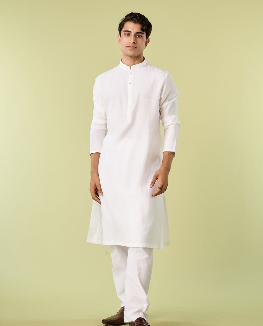 Diwas Men Effervescent White Kurta Pajama