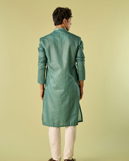 Diwas Men Radiant Green Embroidered Kurta Pajama