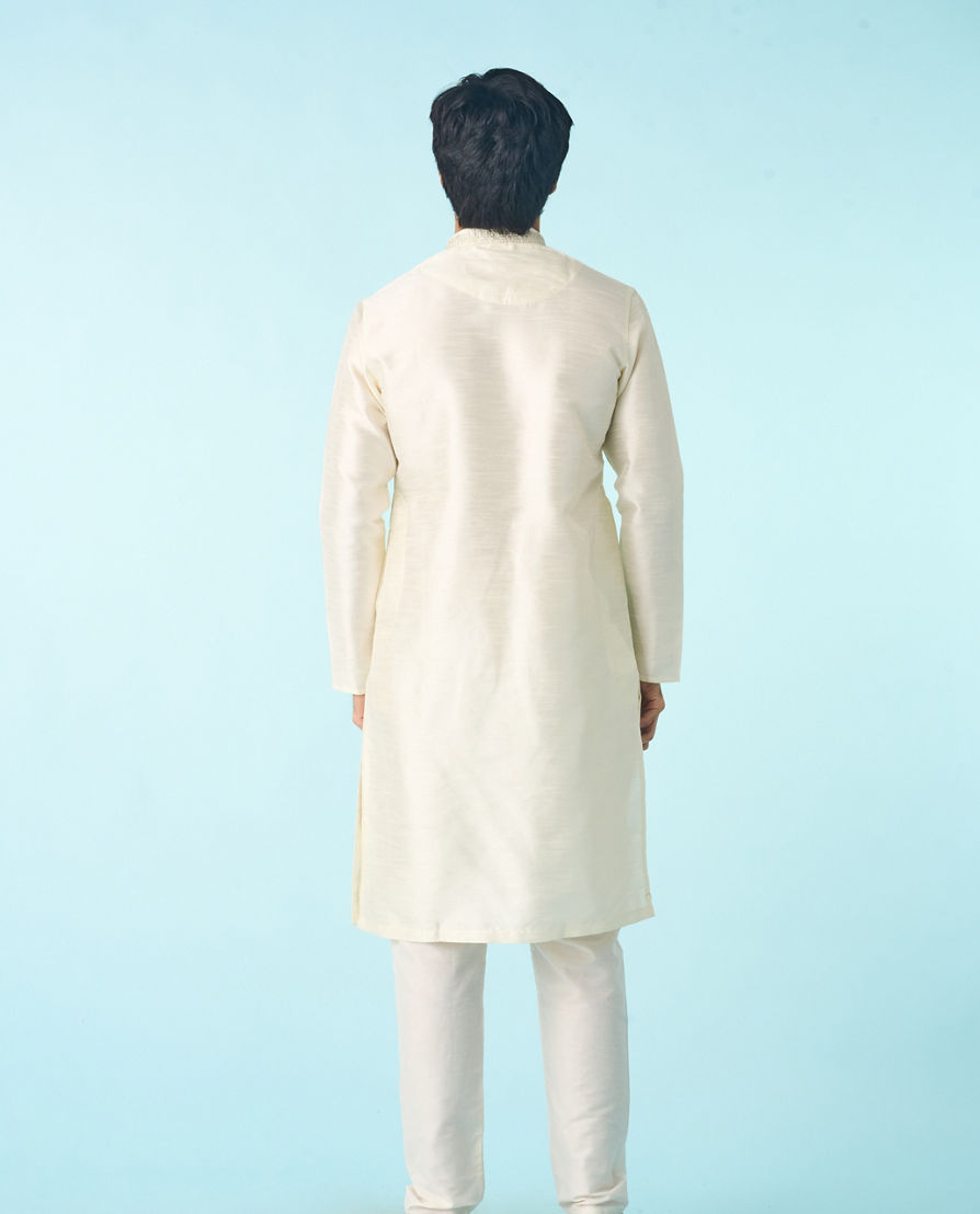 Diwas Men Warm White Elegance Kurta Pajama