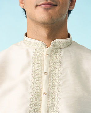 Diwas Men Warm White Elegance Kurta Pajama