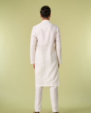Diwas Men Elegance Aesthetics White Kurta Pajama