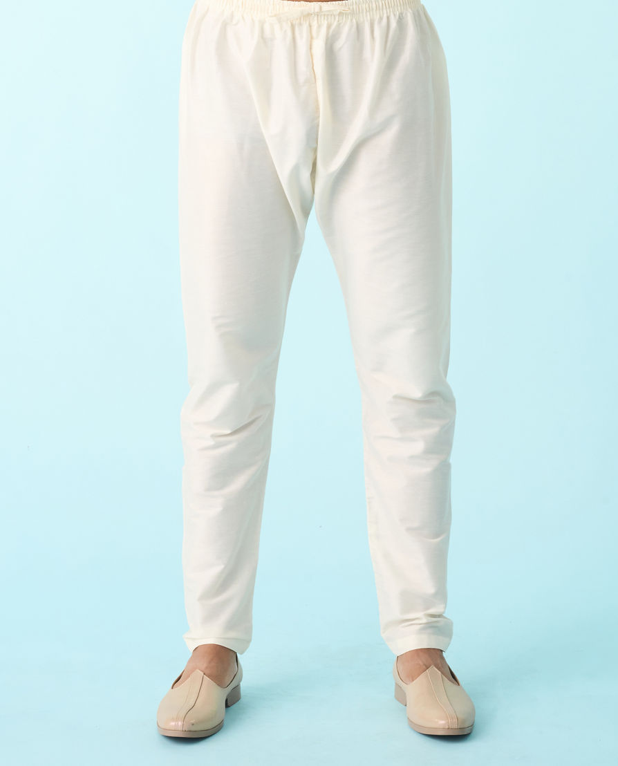 Diwas Men Lilac Exquisite Kurta Pajama