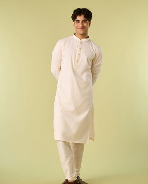 Diwas Men Warm White Elegance Kurta Pajama