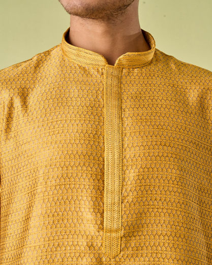 Diwas Men Sun Soaked Mustard Kurta Pajama