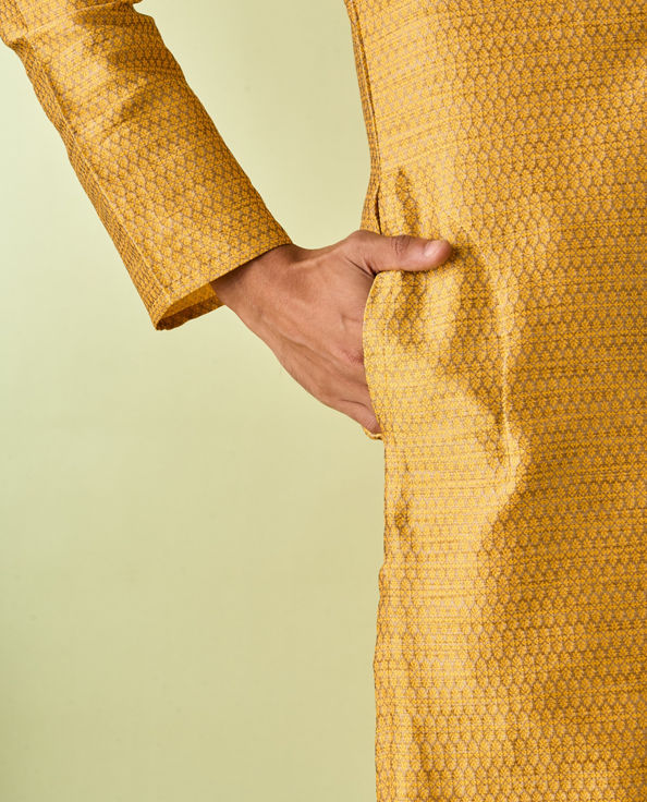 Diwas Men Sun Soaked Mustard Kurta Pajama