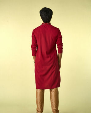 Diwas Men Regal Red Sparkle Kurta Pajama