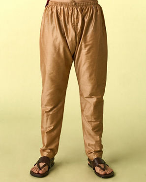 Diwas Men Regal Red Sparkle Kurta Pajama