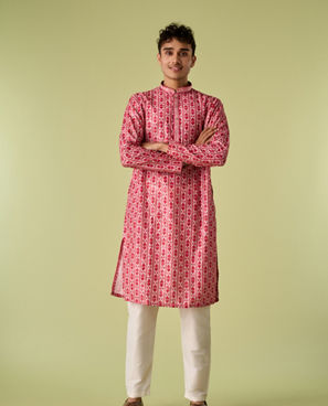 Diwas Men Luxurious Rani Pink Kurta Pajama