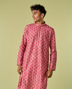 Diwas Men Luxurious Rani Pink Kurta Pajama