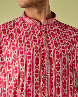 Diwas Men Luxurious Rani Pink Kurta Pajama