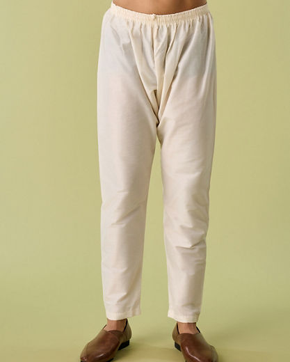 Diwas Men Luxurious Rani Pink Kurta Pajama