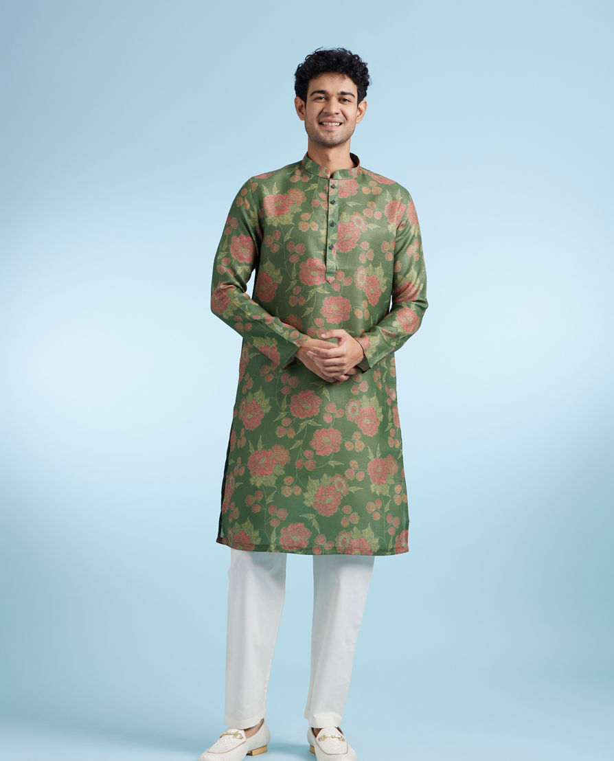 Diwas Men Dazzling Green Kurta Pajama