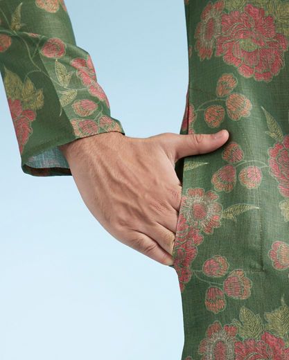 Diwas Men Dazzling Green Kurta Pajama
