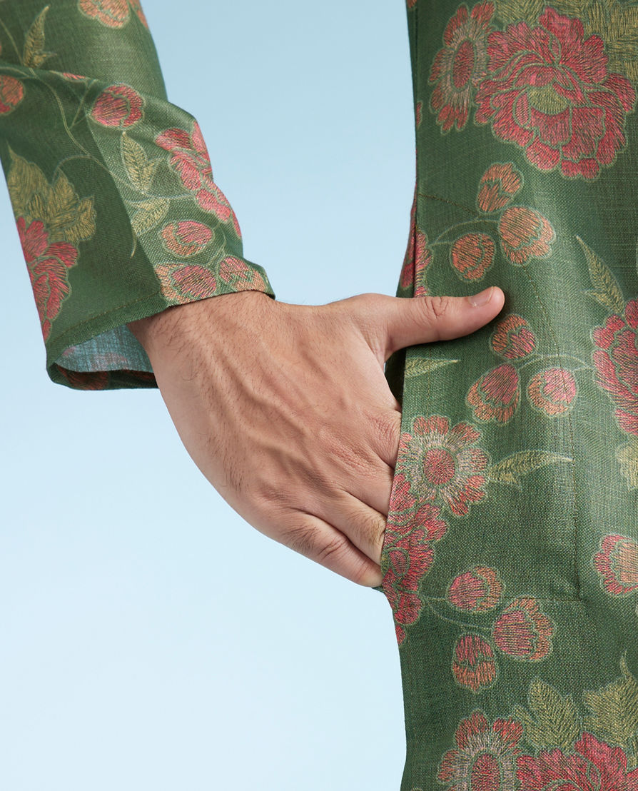 Diwas Men Dazzling Green Kurta Pajama
