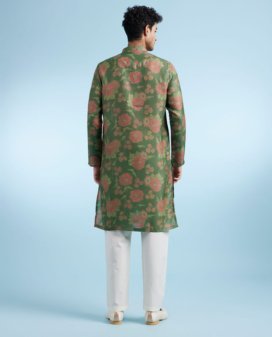 Diwas Men Dazzling Green Kurta Pajama