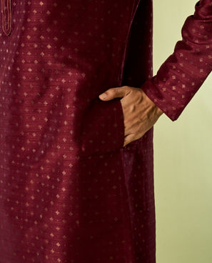 Diwas Men Majestic Maroon Splendor Kurta Pajama
