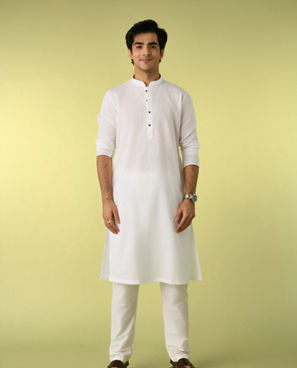 Diwas Men Classic White Kurta Pajama Set