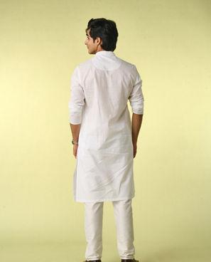 Diwas Men Classic White Kurta Pajama Set