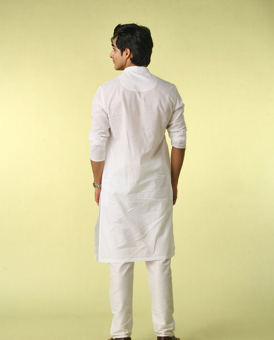 Diwas Men Classic White Kurta Pajama Set