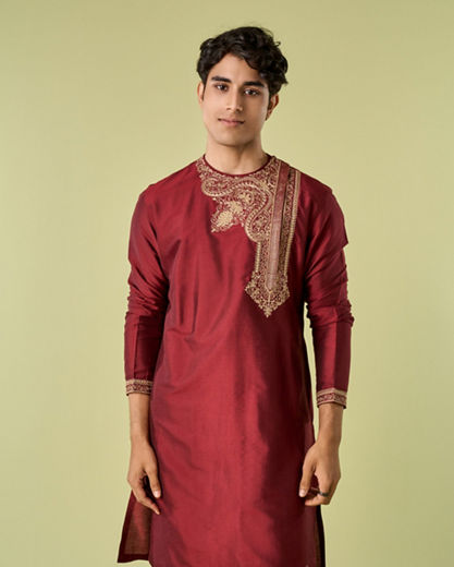 Diwas Men Maroon Elegance Kurta Pajama