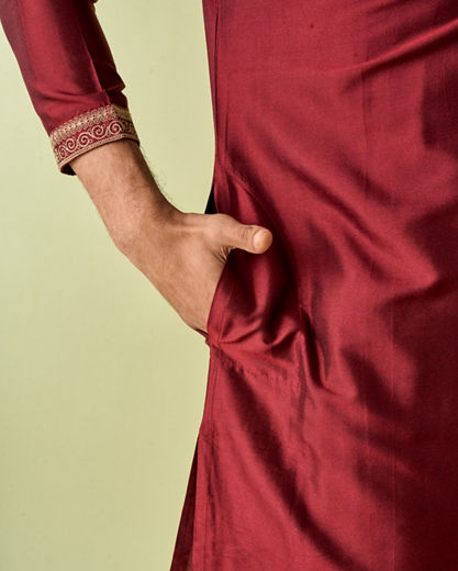 Diwas Men Maroon Elegance Kurta Pajama