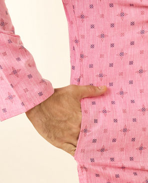 Diwas Men Splendid Pink Kurta Pajama