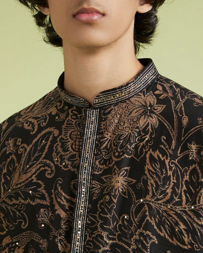 Diwas Men Black Elegance Kurta Pajama