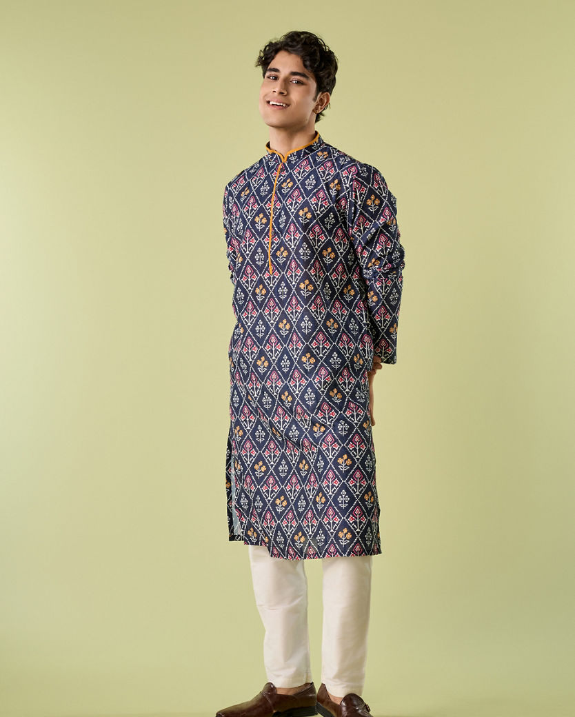 Diwas Men Dark Blue Elegance Kurta Pajama
