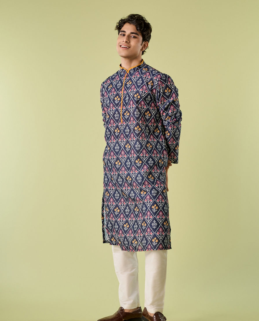 Diwas Men Dark Blue Elegance Kurta Pajama