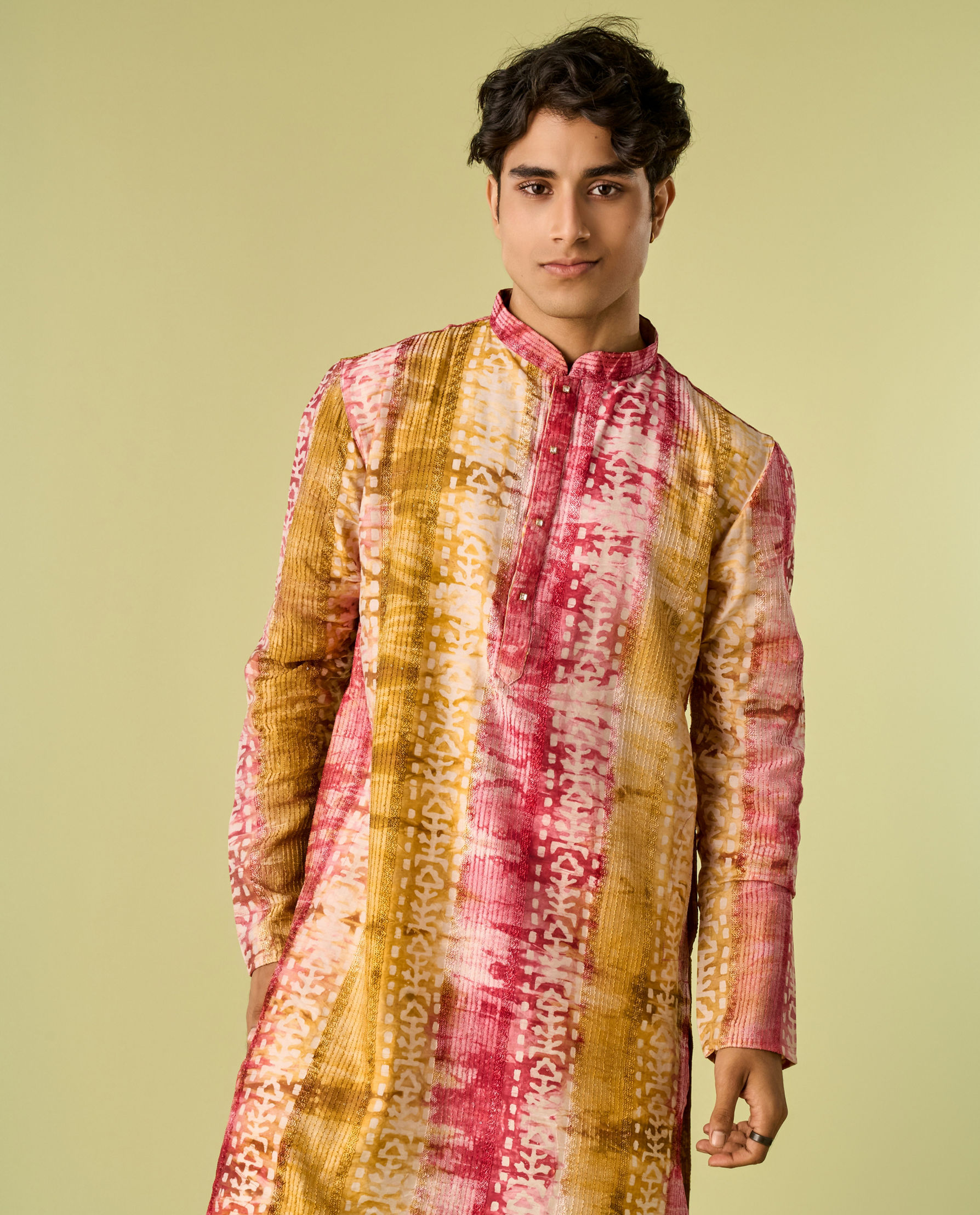 Diwas Men Pink Swirl Symmetry Kurta Pajama