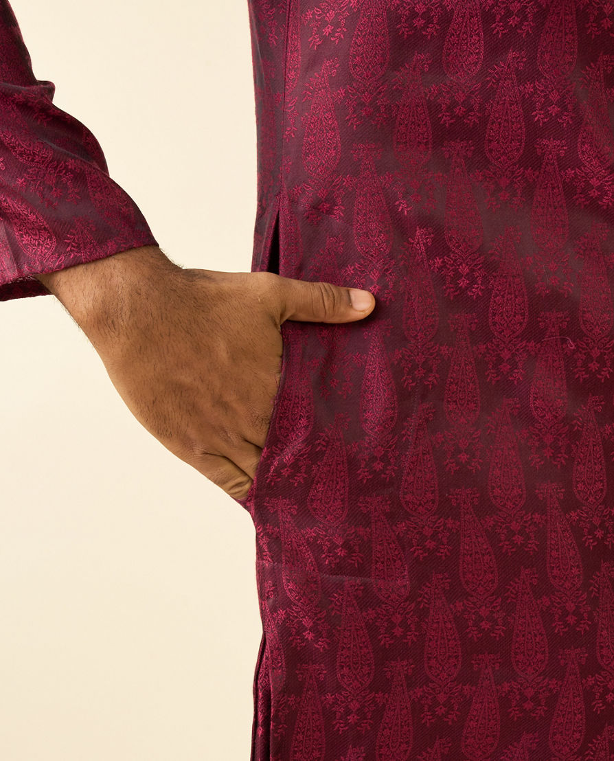 Diwas Men Wine-Colored Kurta Pajama