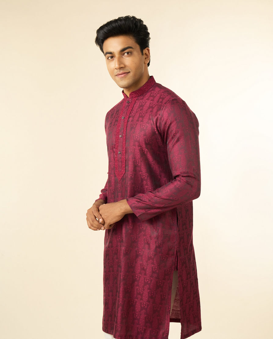 Diwas Men Wine-Colored Kurta Pajama