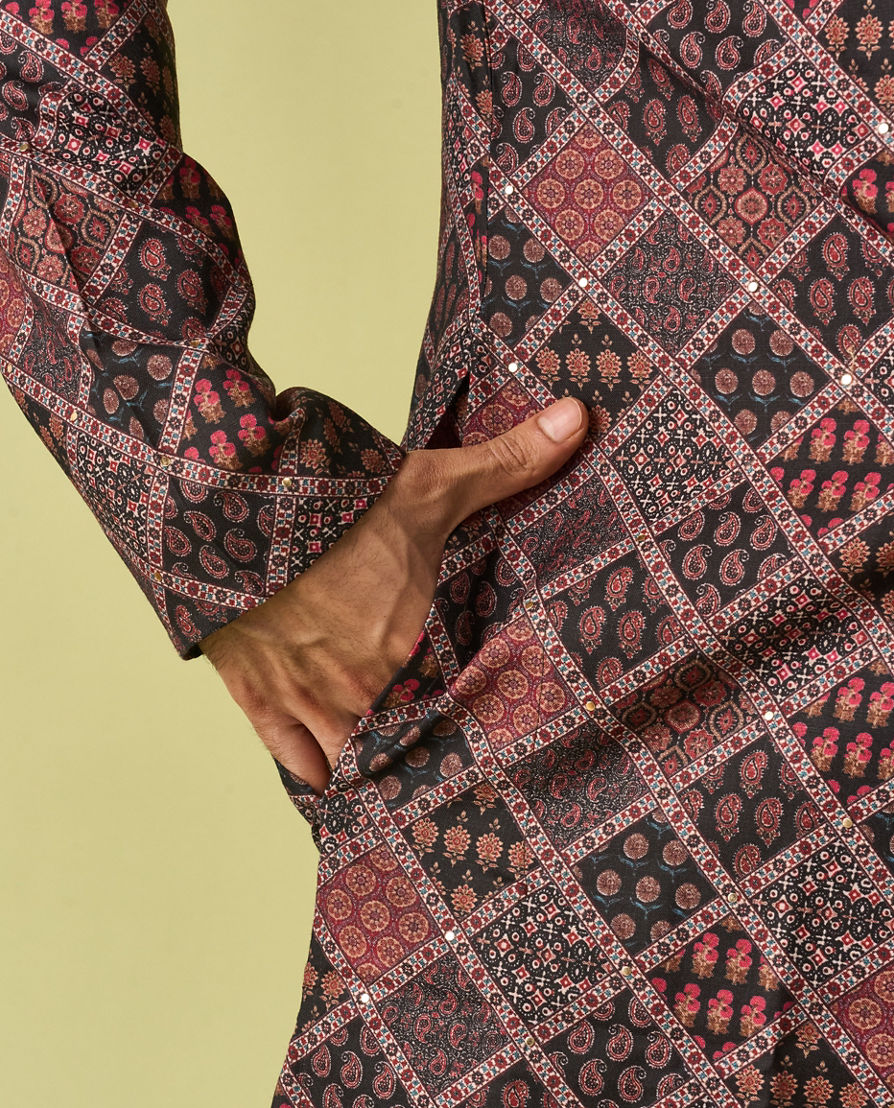 Diwas Men Elegant Black Cotton Kurta Pajama