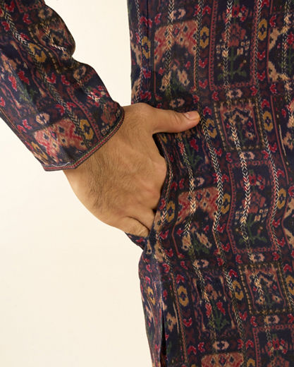 Diwas Men Enchanting Dark Blue Kurta Pajama