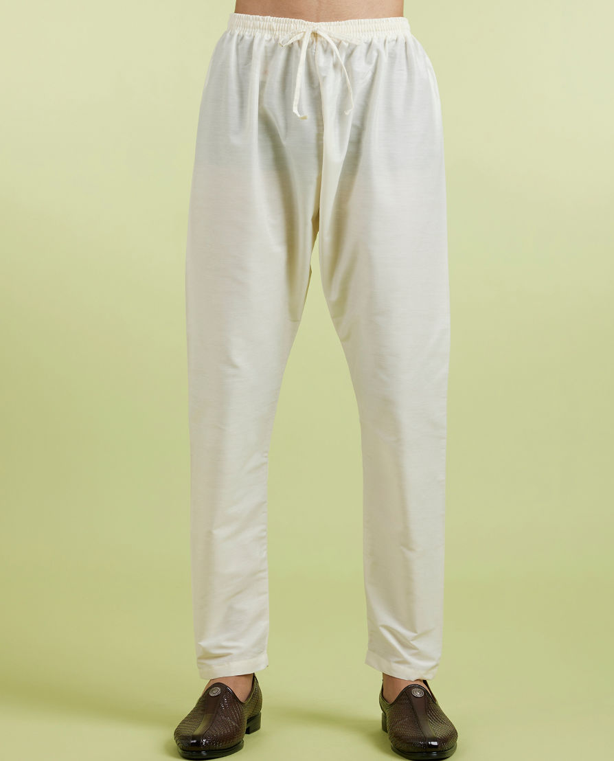 Diwas Men Warm White Elegance Kurta Pajama