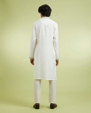 Diwas Men Warm White Elegance Kurta Pajama